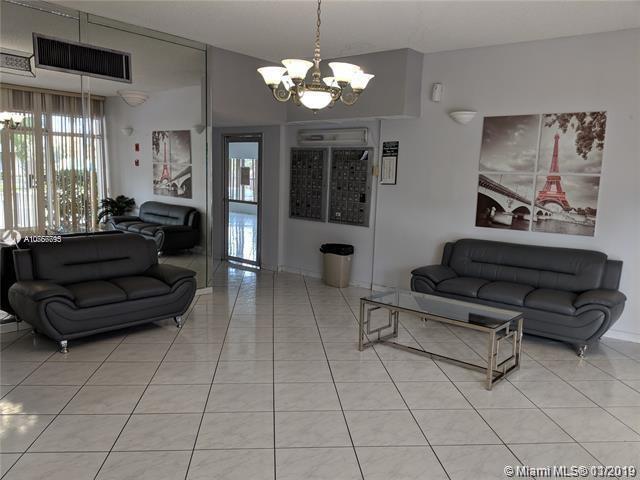 North Miami Beach, FL 33162,16740 NE 9th Ave #304