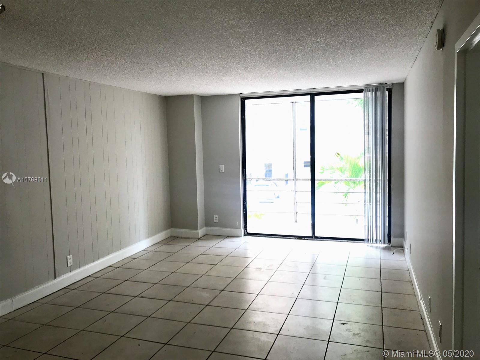 North Miami Beach, FL 33160,2935 NE 163rd St #3R