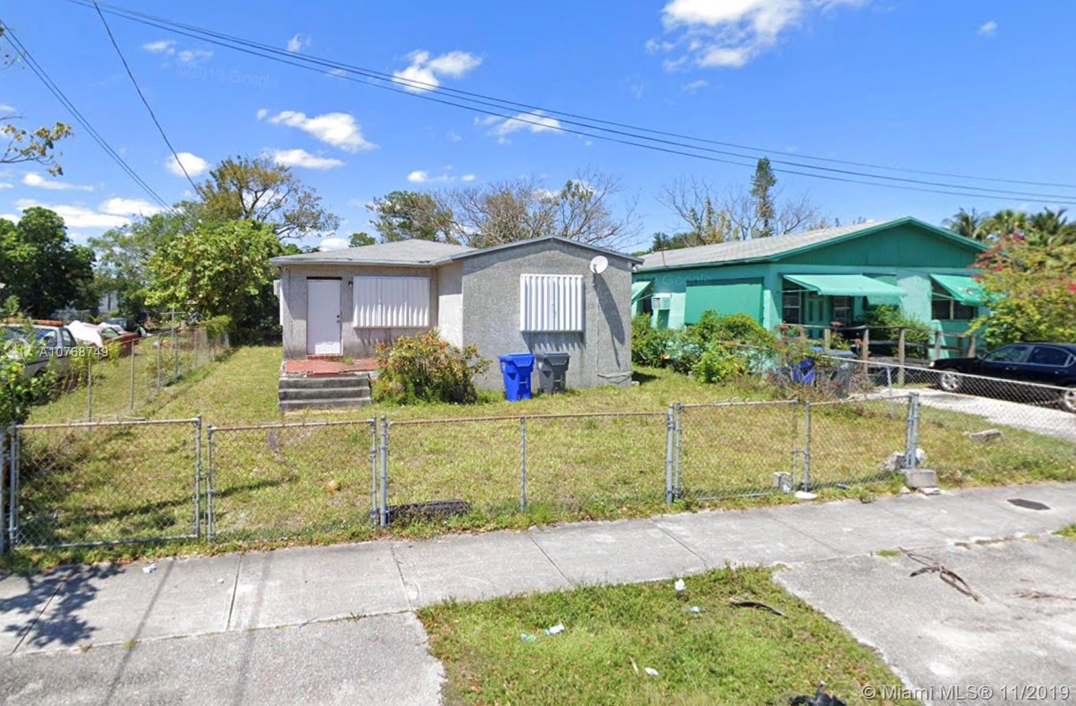 5011 SW 19th St, West Park, FL 33023