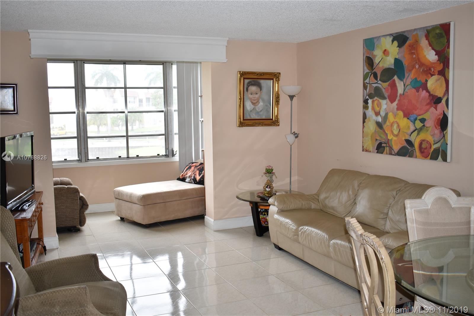 9380 Sunrise Lakes Blvd #203, Sunrise, FL 33322