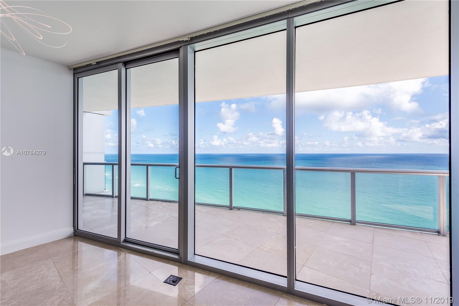 Sunny Isles Beach, FL 33160,17001 Collins Ave #3202