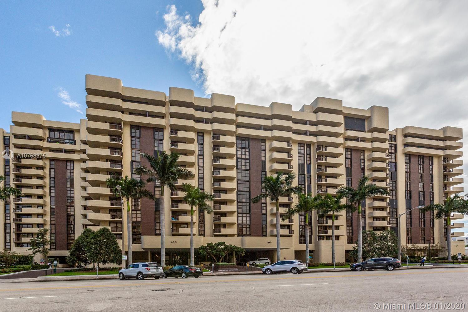 Coral Gables, FL 33134,600 Biltmore Way #404