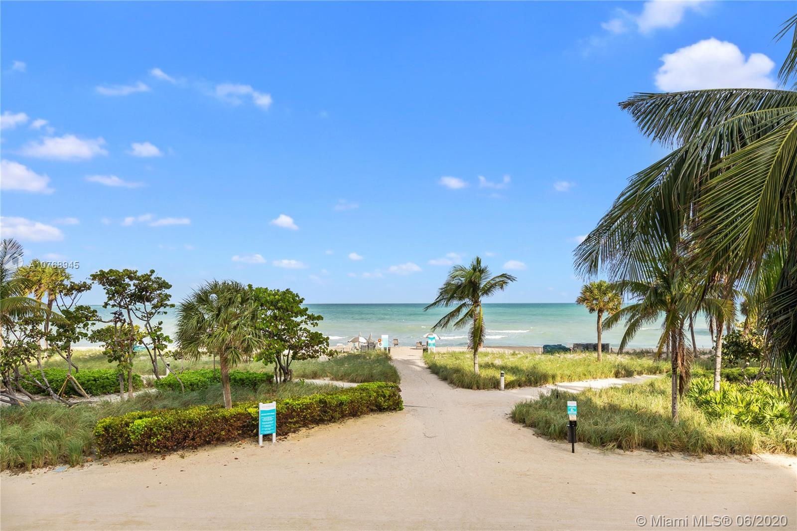 Bal Harbour, FL 33154,9801 Collins Ave #20C Ocean