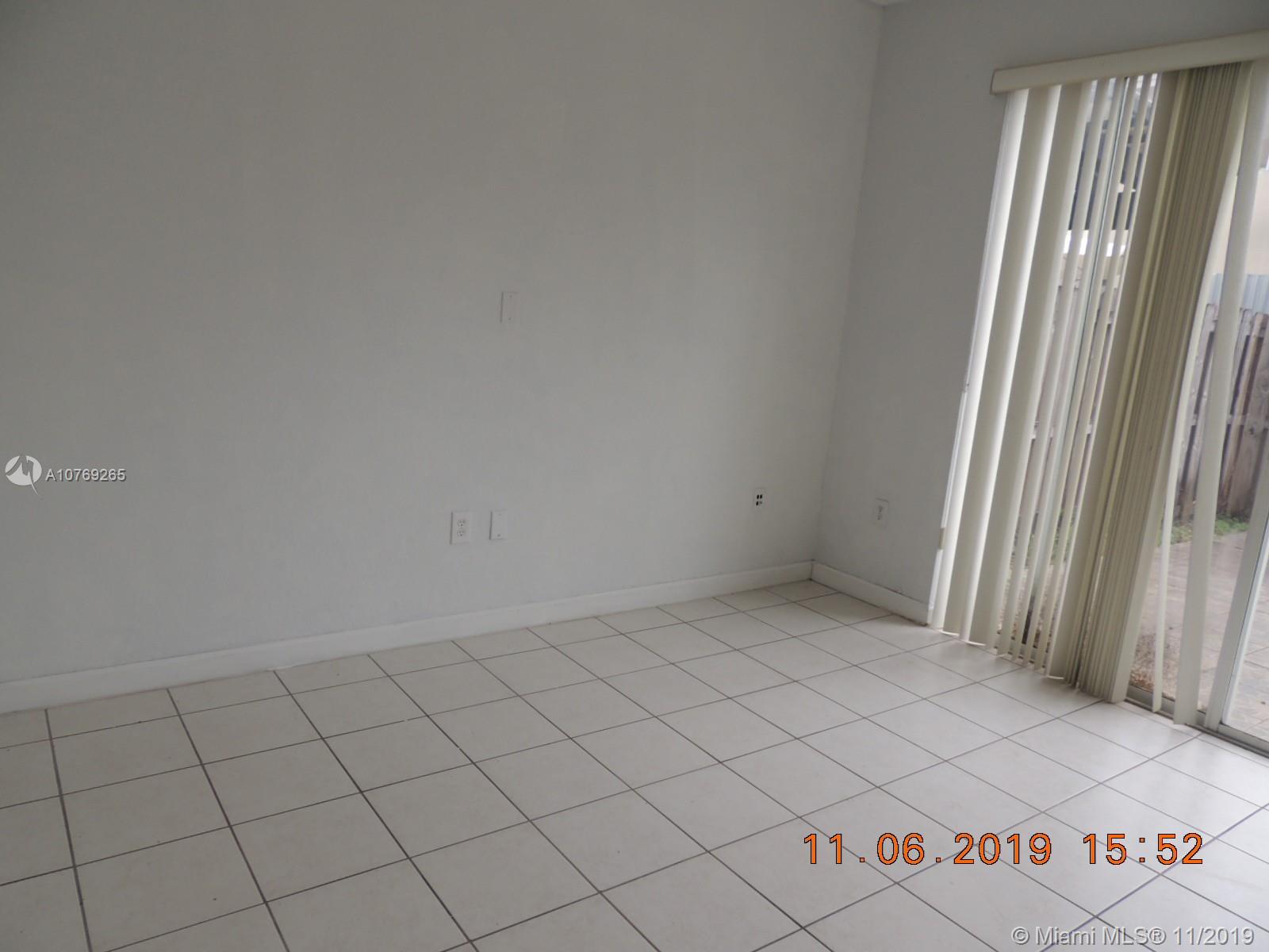 Doral, FL 33178,5713 NW 112th Pl #5713