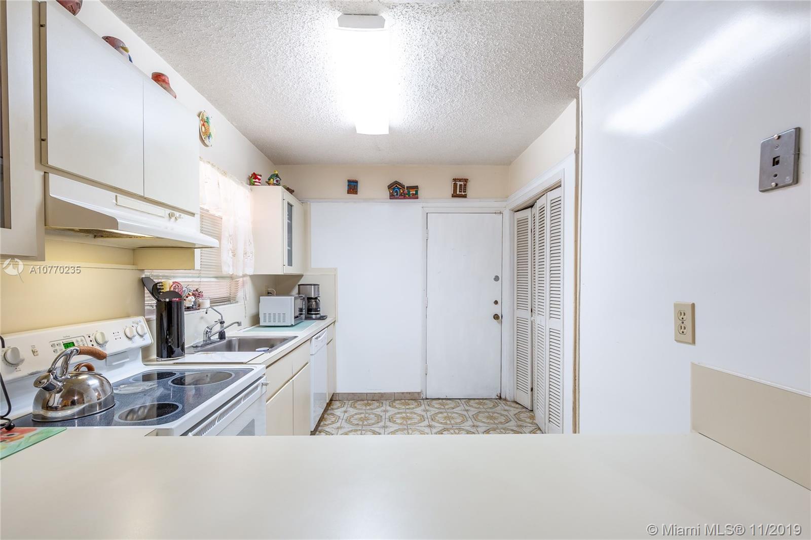 Miami, FL 33145,2929 SW 19th St