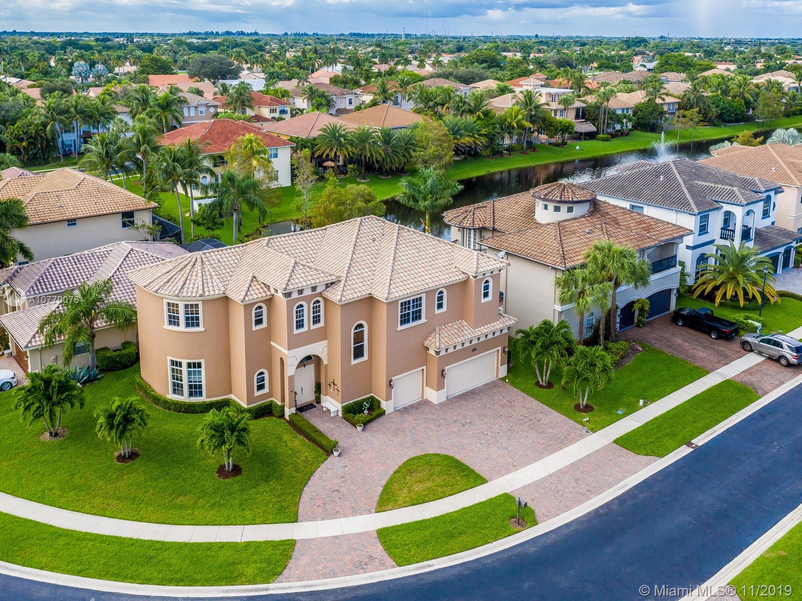 Boynton Beach, FL 33437,9940 Coronado Lake Dr