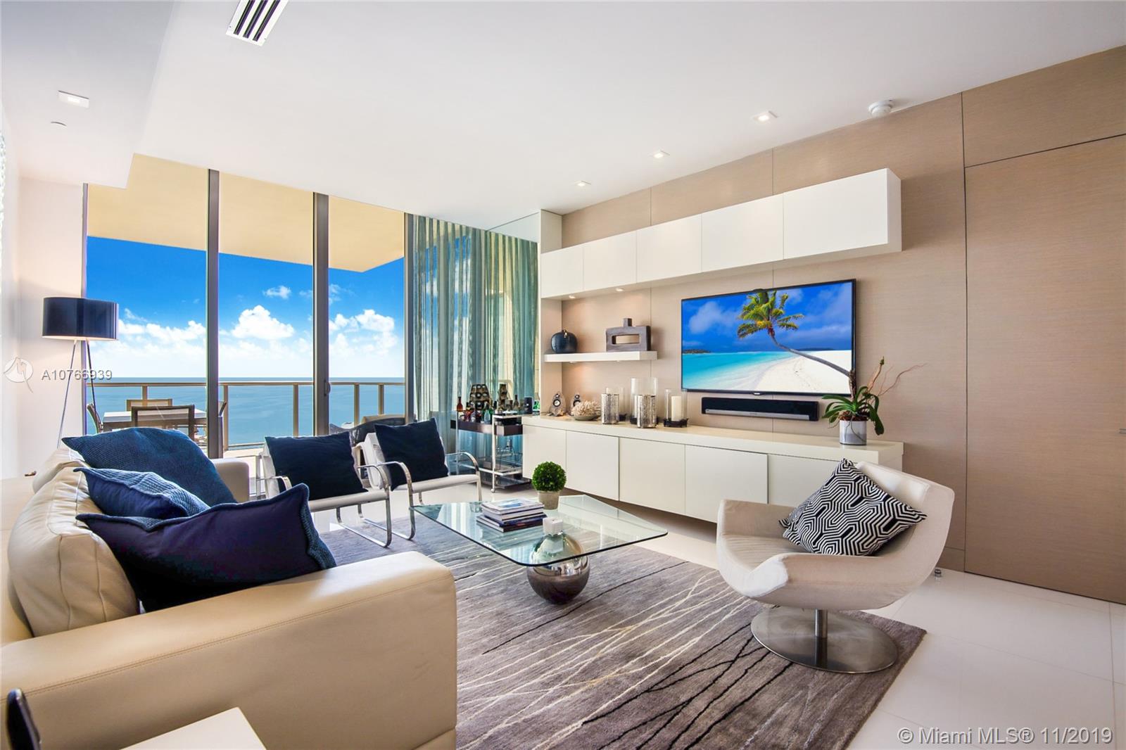 Bal Harbour, FL 33154,9703 Collins Ave #PH-12