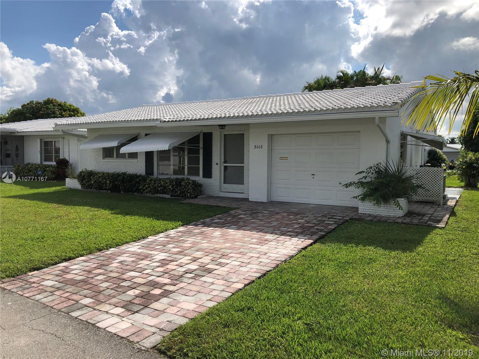 8408 NW 59th Pl, Tamarac, FL 33321