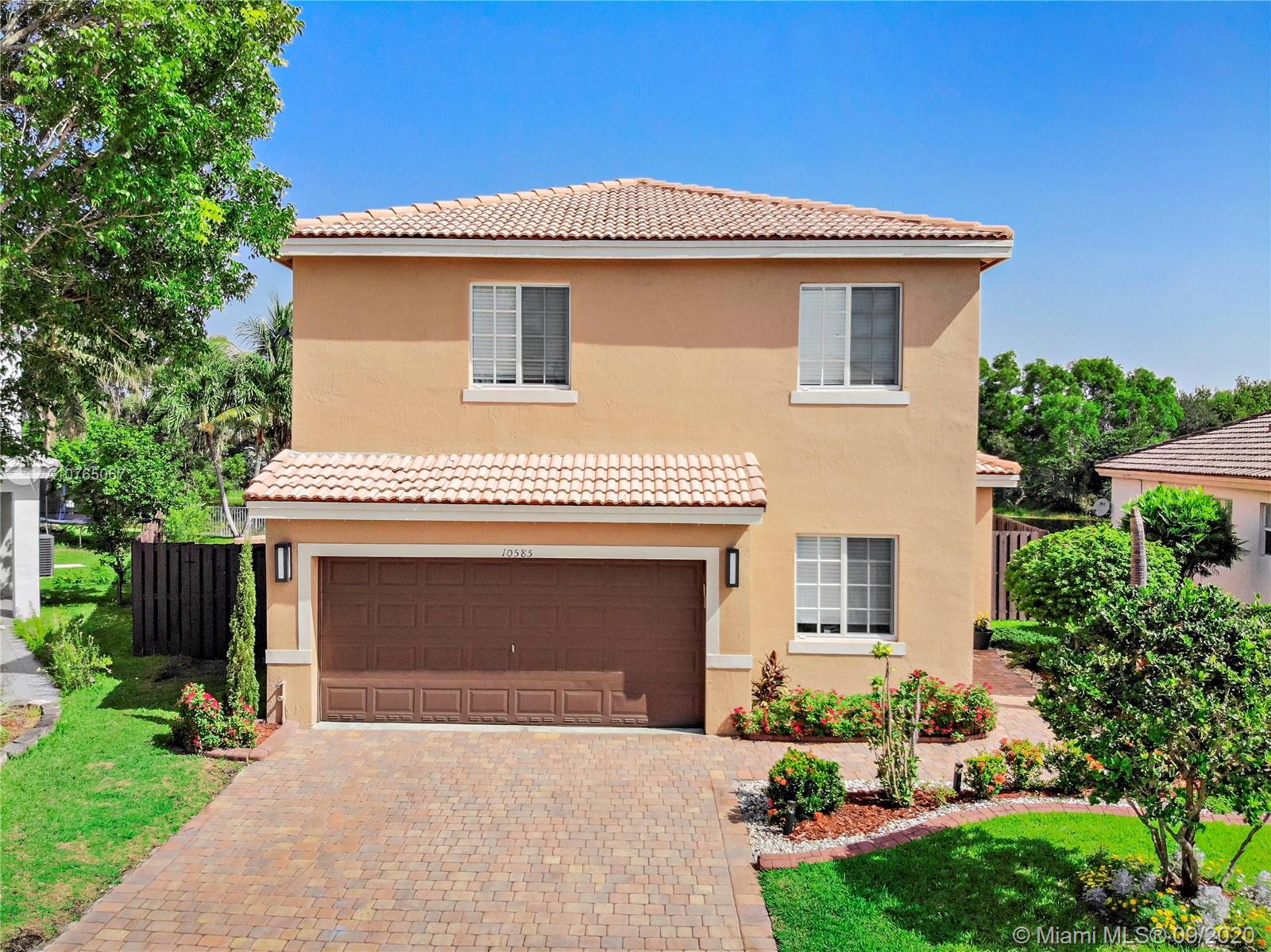 10585 SW 13th Ct, Pembroke Pines, FL 33025