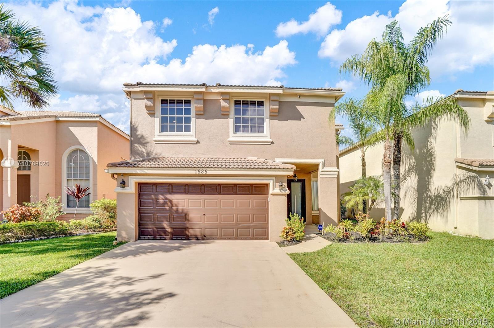 Royal Palm Beach, FL 33411,1585 Briar Oak Dr