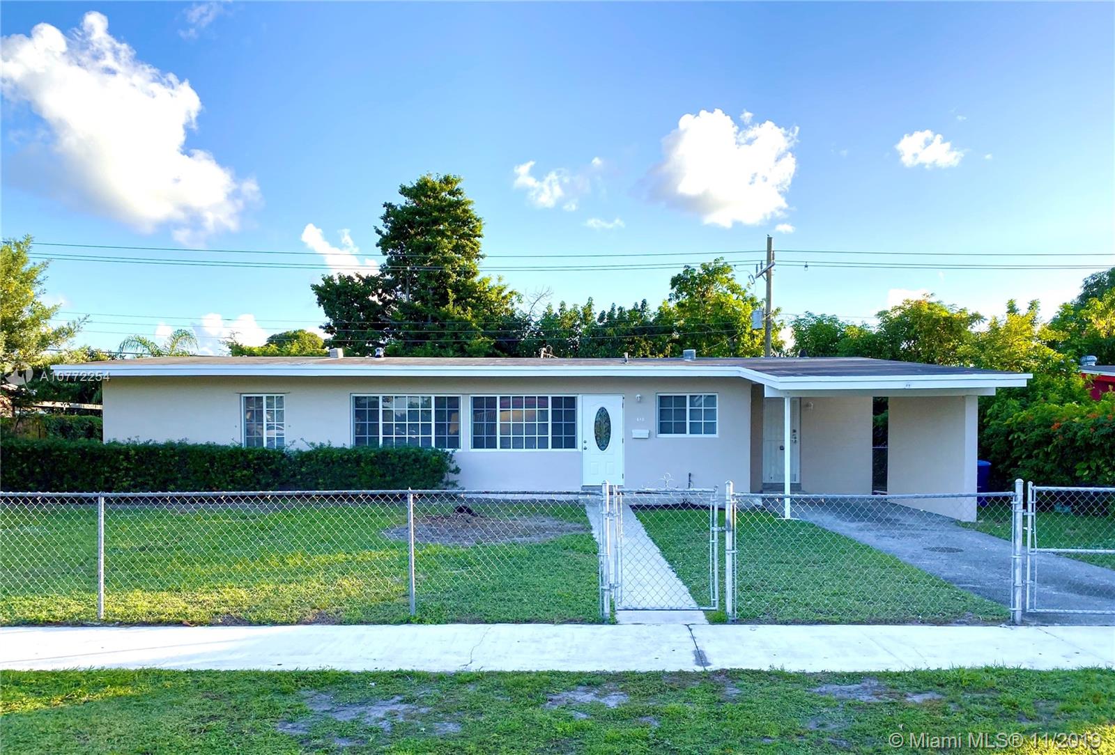 810 NW 179th Ter, Miami Gardens, FL 33169