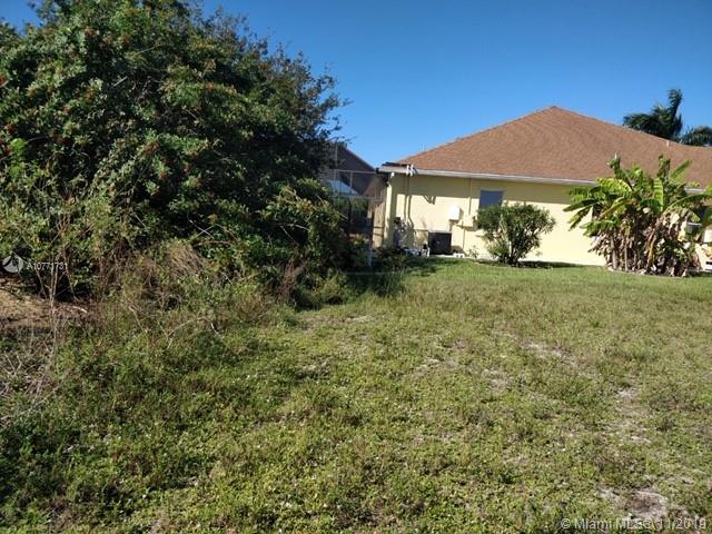 2038 NW 4 ST, Cape Coral, FL 33993