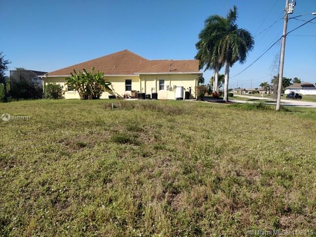 Cape Coral, FL 33993,2038 NW 4 ST