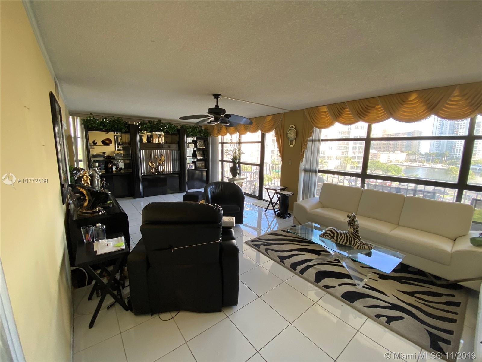 Hallandale, FL 33009,600 Parkview Dr #510