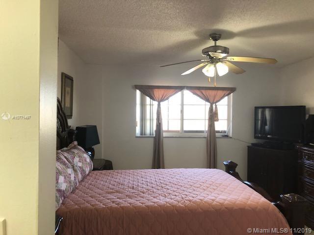 Hialeah Gardens, FL 33018,8851 NW 119th St #4411