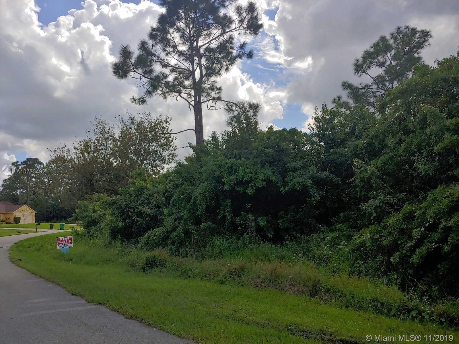 Port St. Lucie, FL 34953,217 SW Milburn Circle