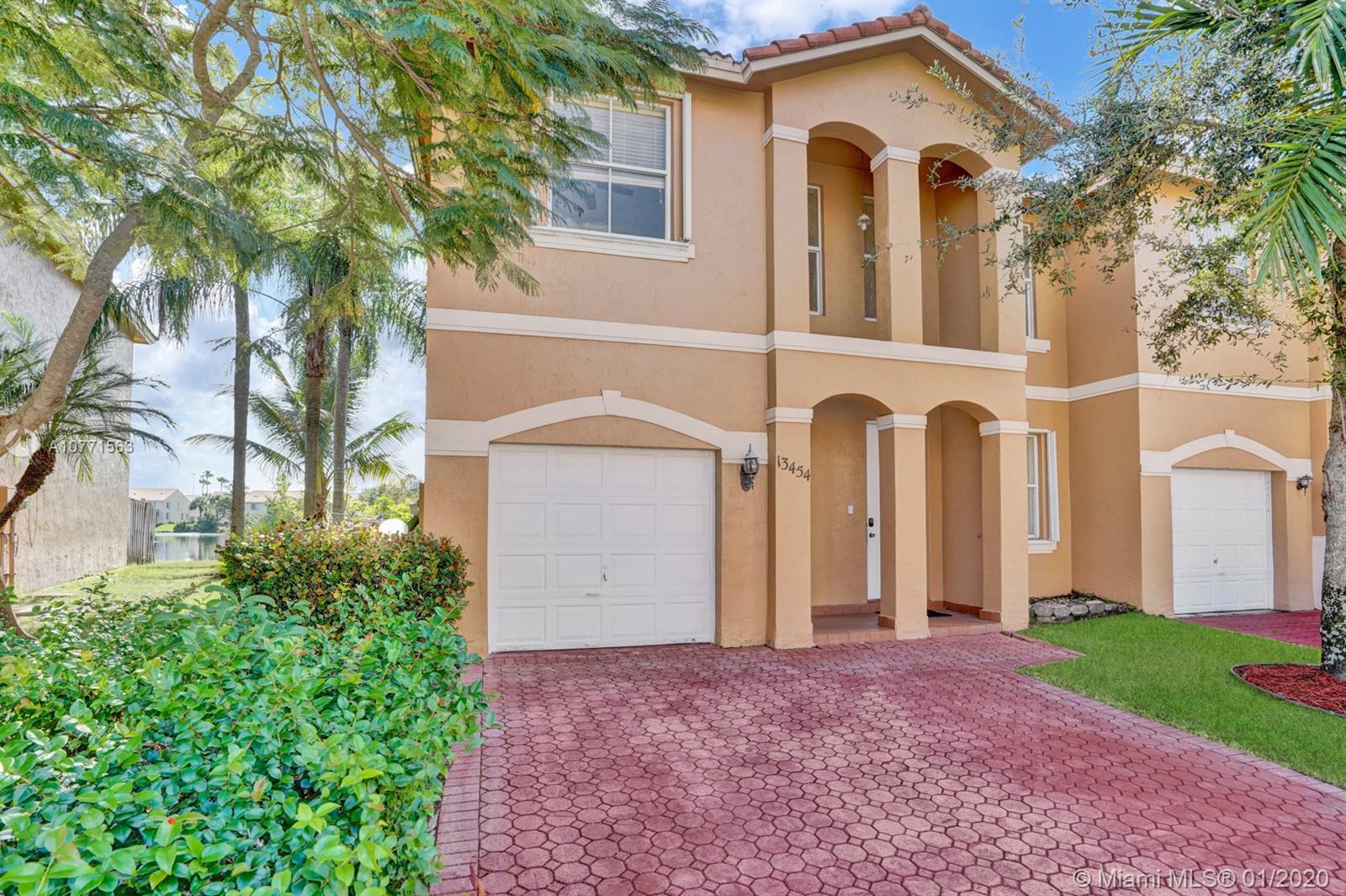 13454 NW 8th St, Pembroke Pines, FL 33028