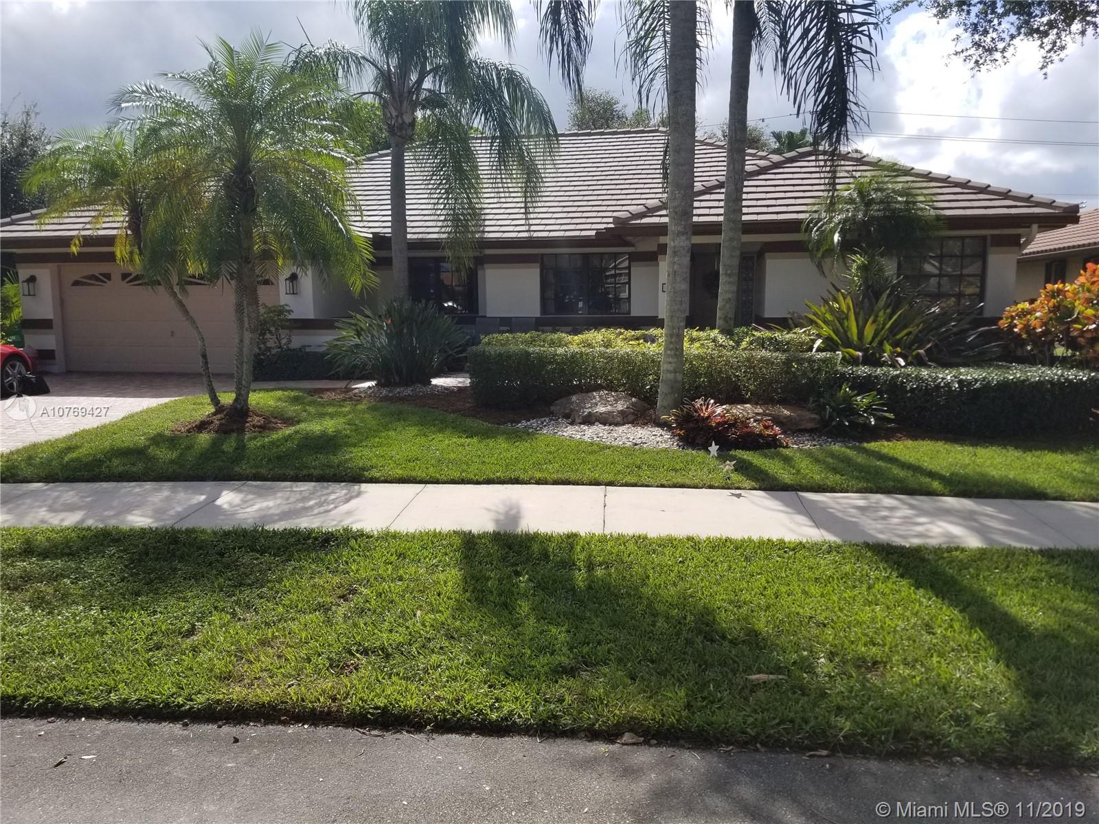 Davie, FL 33328,8800 Southern Orchard Rd S