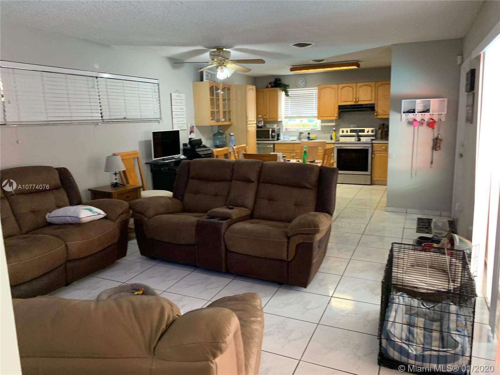 Cutler Bay, FL 33189,9865 Santos Dr