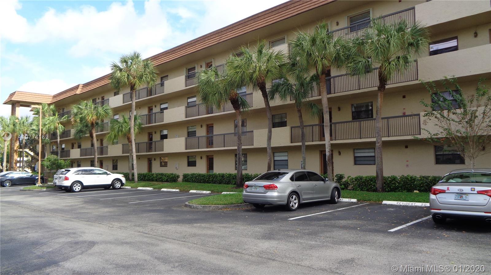 Tamarac, FL 33319,6095 N Sabal Palm Blvd #312