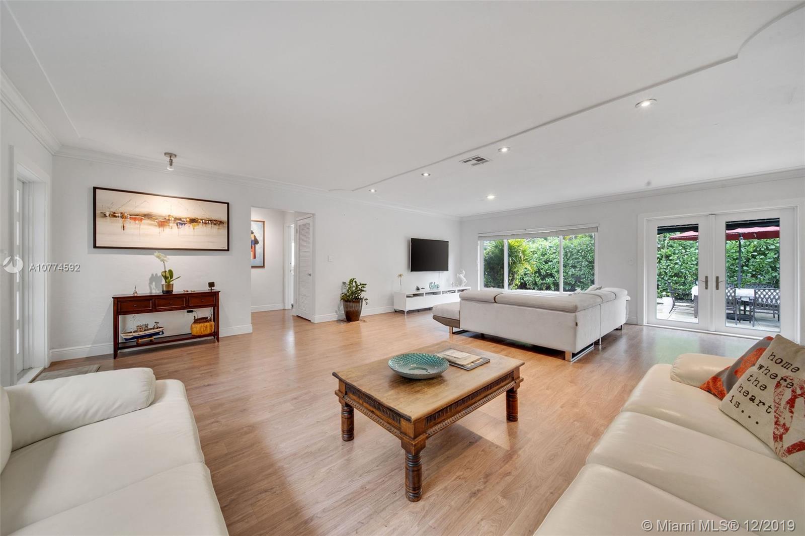Coral Gables, FL 33146,606 Alminar Ave