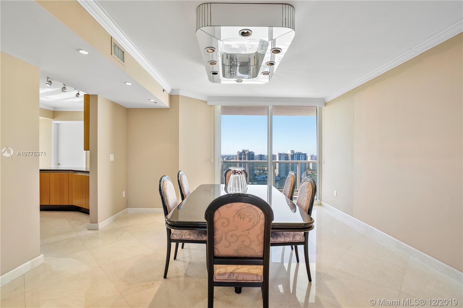 Sunny Isles Beach, FL 33160,19333 Collins Ave #2905