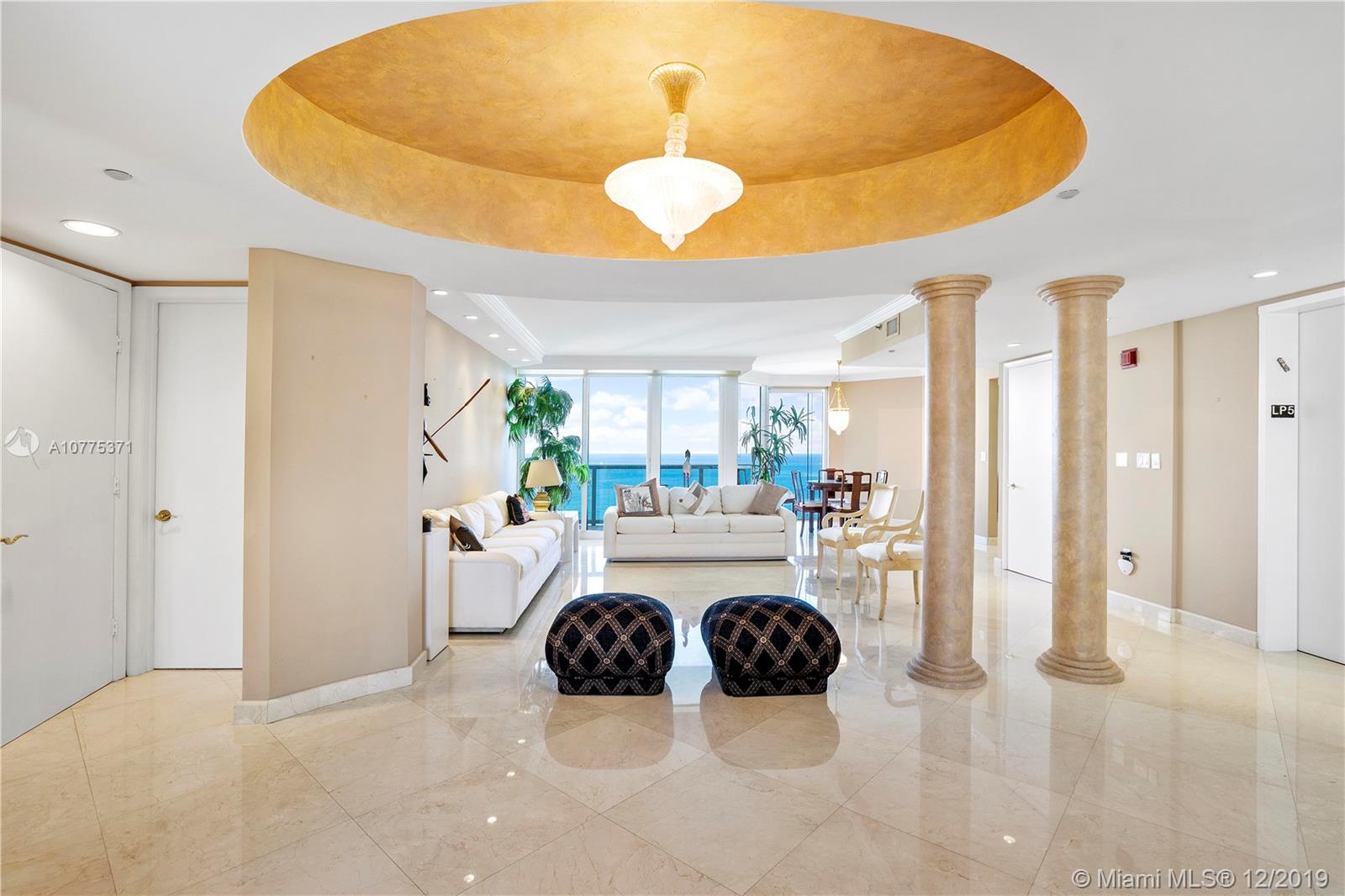 Sunny Isles Beach, FL 33160,19333 Collins Ave #2905