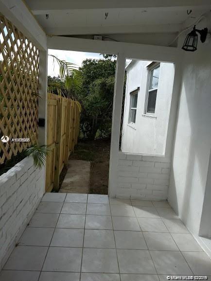 Miami, FL 33138,679 NE 87th St