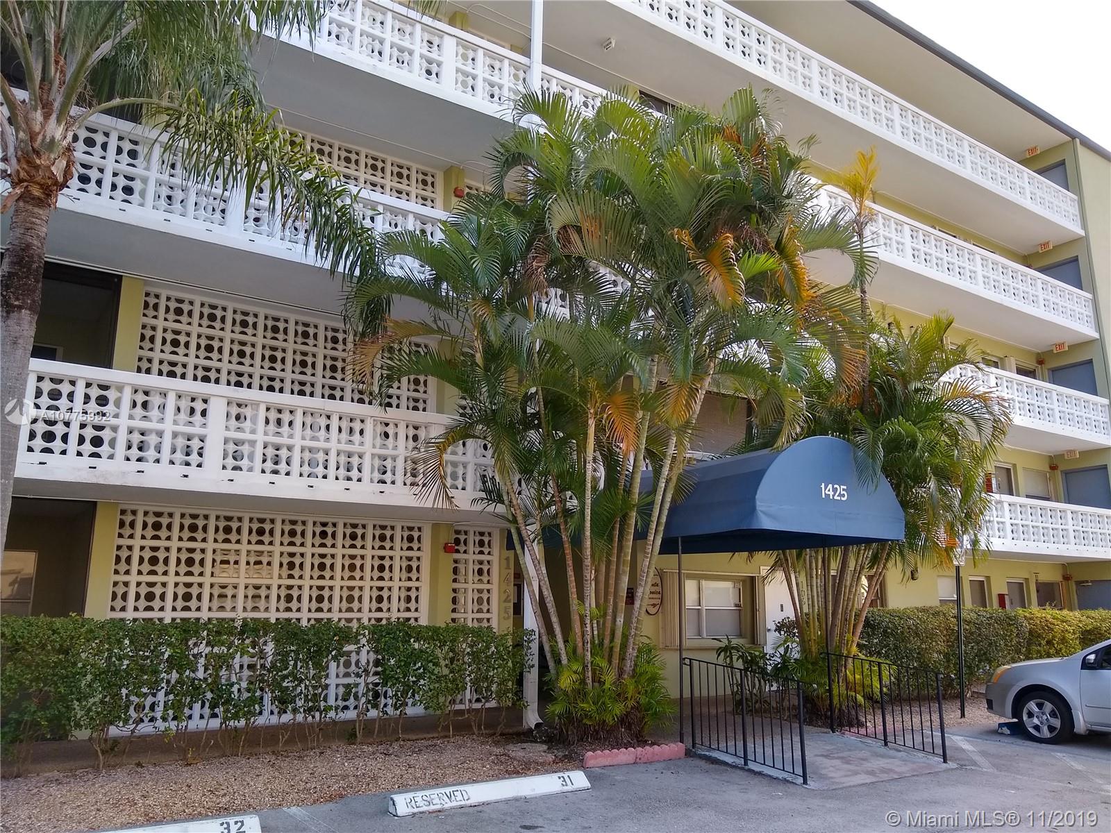 1425 Arthur St #406A, Hollywood, FL 33020