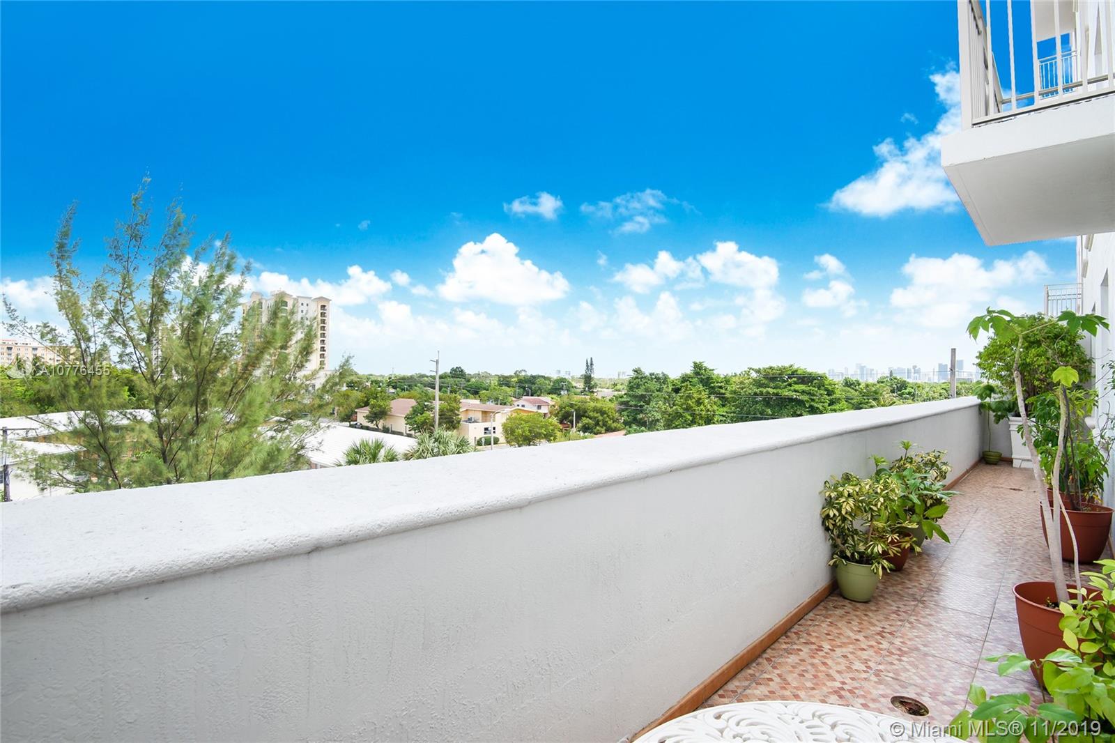 2030 S Douglas Rd #422, Coral Gables, FL 33134