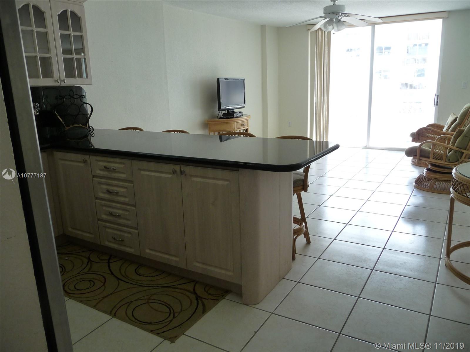 Miami Beach, FL 33139,401 Ocean Dr #808