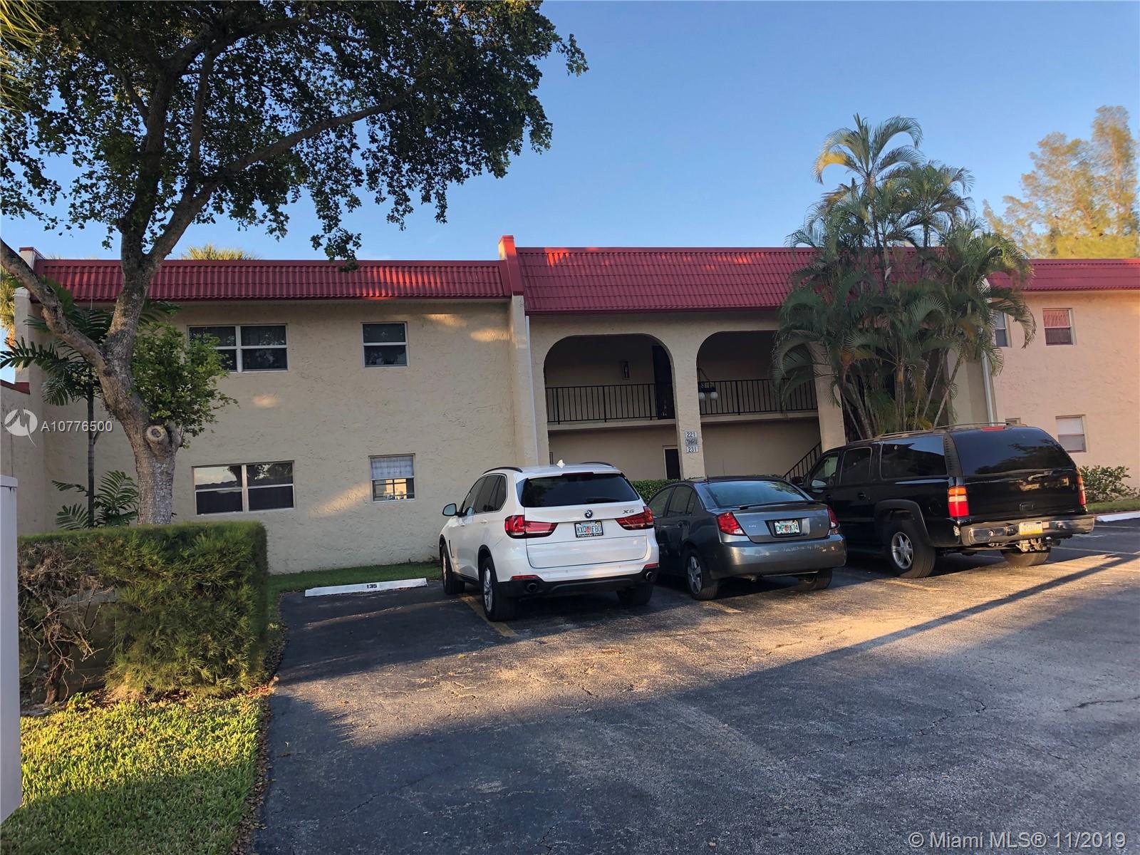 West Palm Beach, FL 33411,229 Lake Frances Dr #229