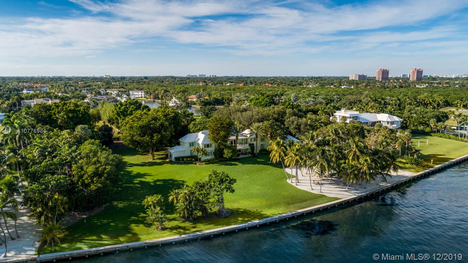 Coral Gables, FL 33143,21 Casuarina Concourse