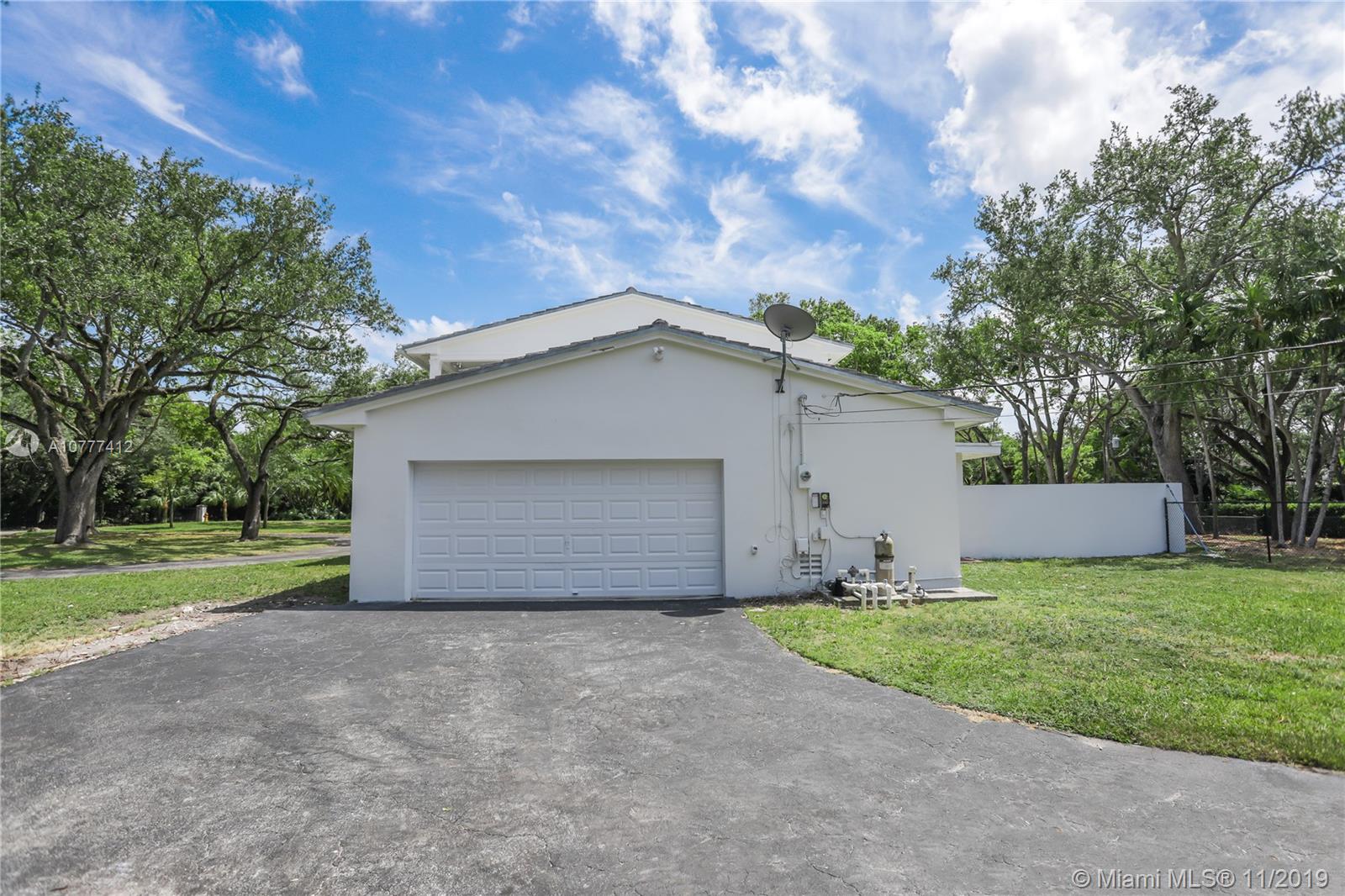 Pinecrest, FL 33156,10700 Old Cutler Road