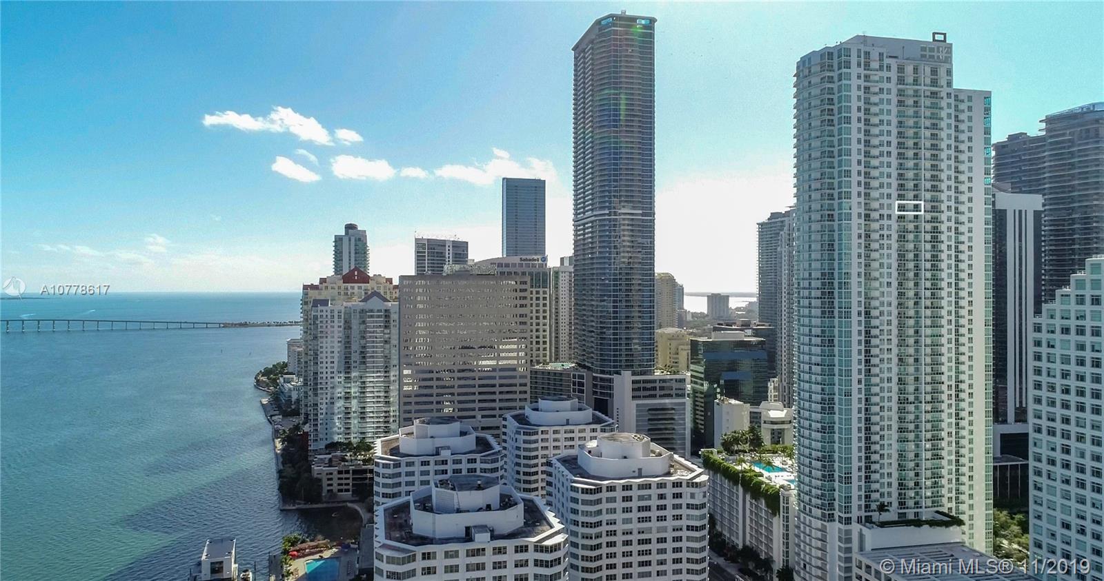 Miami, FL 33131,950 Brickell Bay Dr #4306