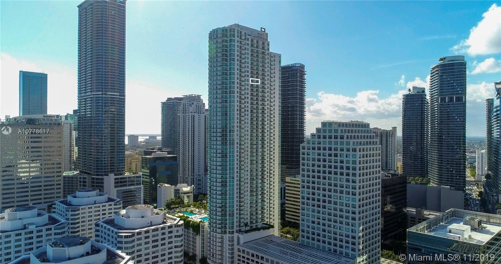 Miami, FL 33131,950 Brickell Bay Dr #4306