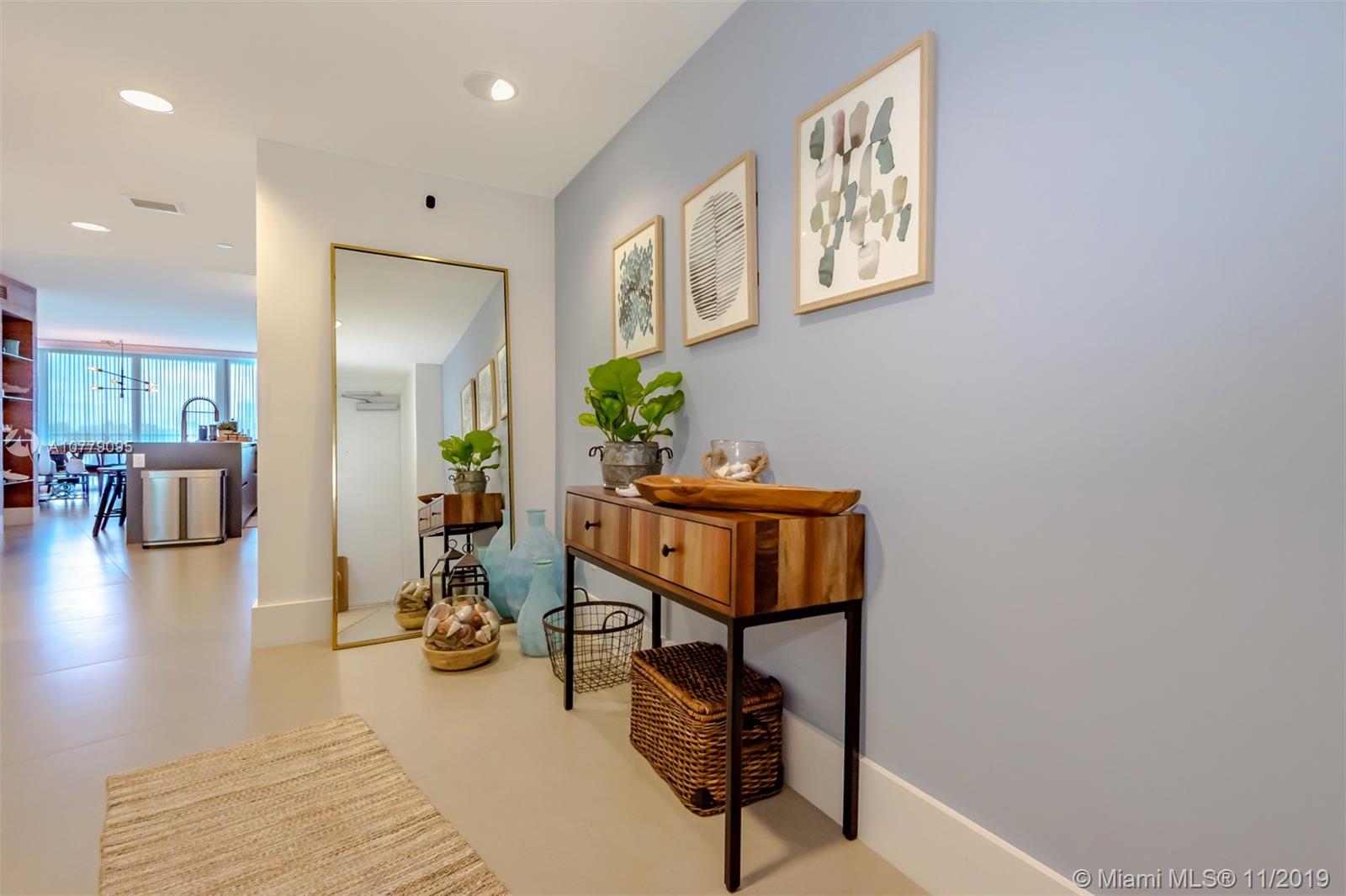 Bay Harbor Islands, FL 33154,9821 E Bay Harbor Dr #404