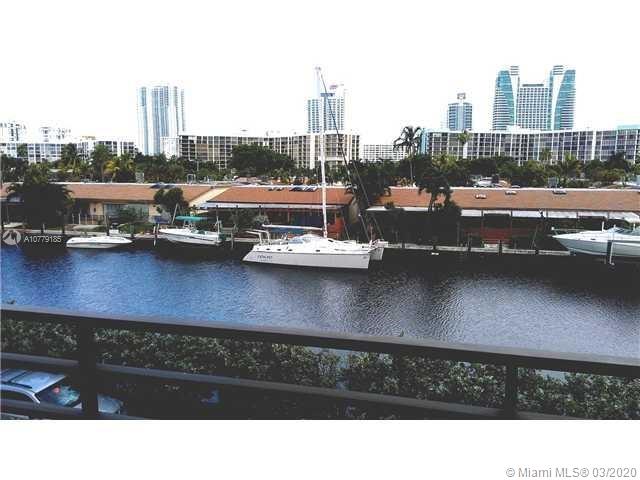 Hallandale Beach, FL 33009,2500 Parkview Dr #305