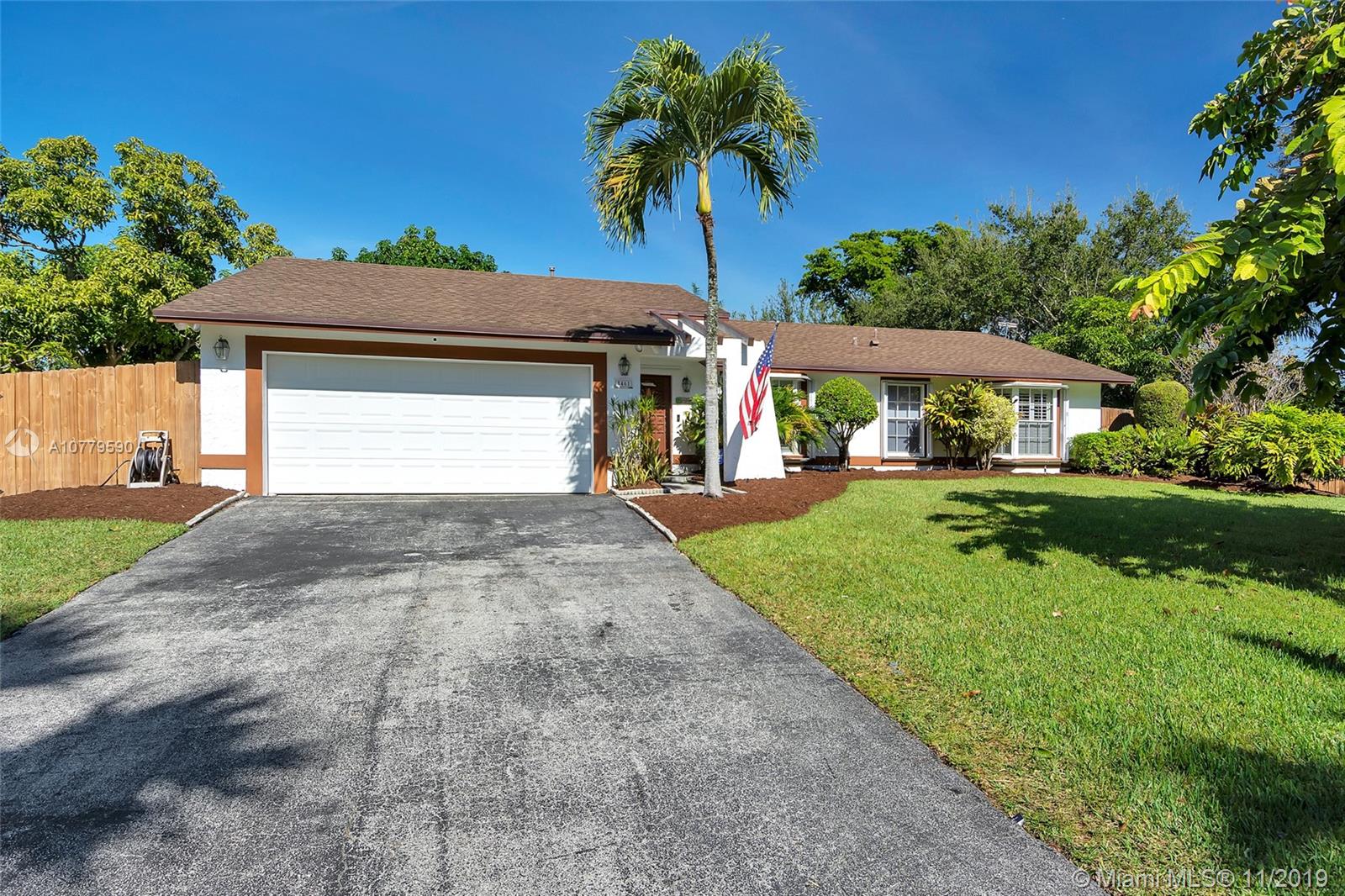 Palmetto Bay, FL 33157,8461 SW 181st St