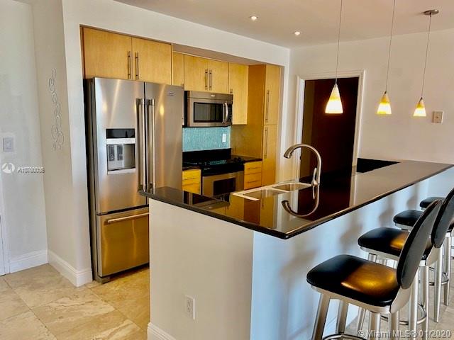 Bay Harbor Islands, FL 33154,10350 W Bay Harbor Dr #3S