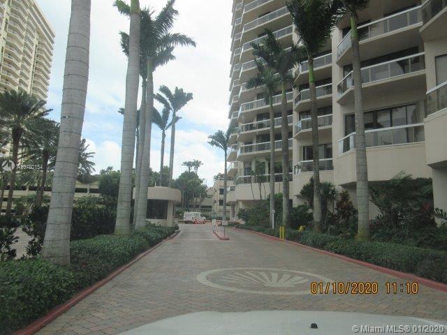 Aventura, FL 33180,20185 E Country Club Dr #2401