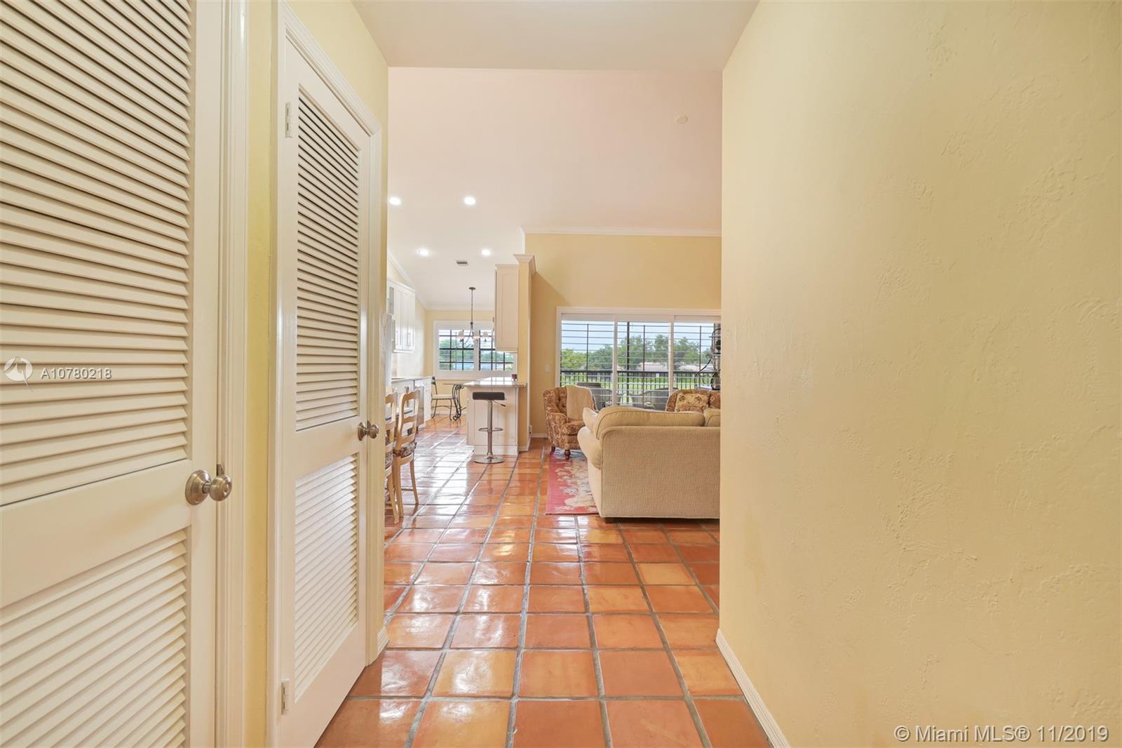 Hollywood, FL 33021,3529 Emerald Oaks Dr #2807