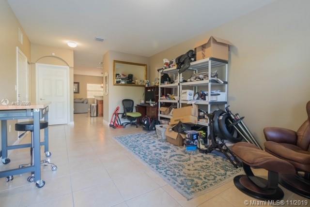 Cutler Bay, FL 33190,22764 SW 88th Path