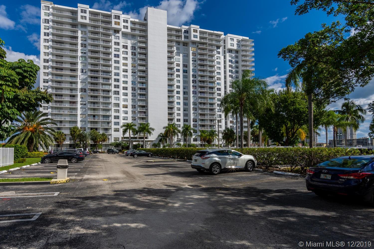 Aventura, FL 33160,2801 NE 183rd St #105W