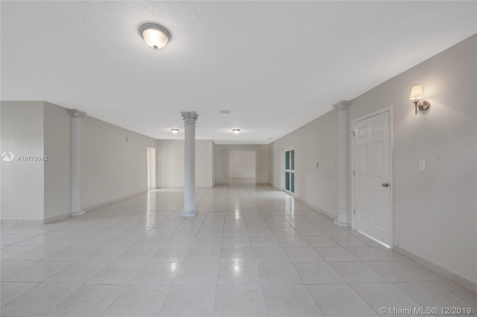 Cutler Bay, FL 33189,8211 SW 205th St