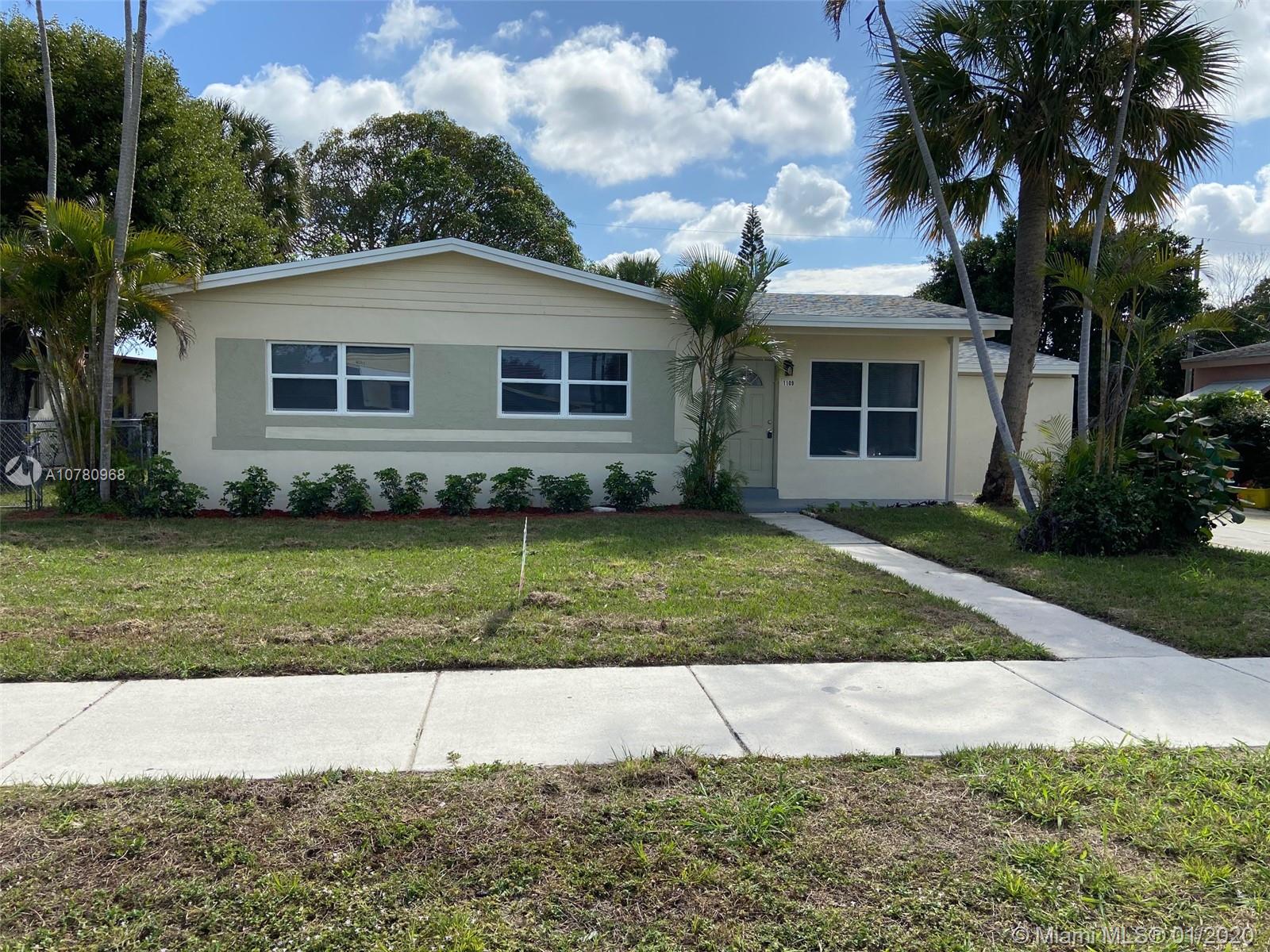 1109 W 27th St, Riviera Beach, FL 33404