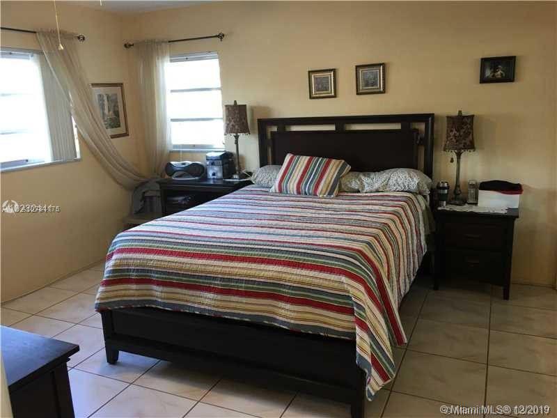 201 NE 14th Ave #4B, Hallandale, FL 33009