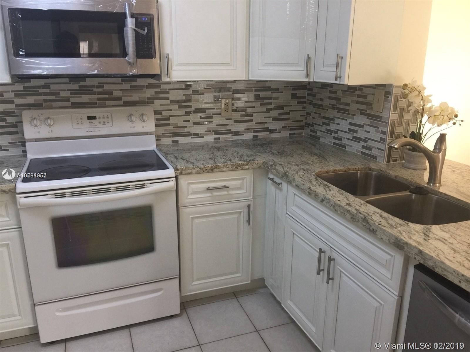 Coral Springs, FL 33071,11263 W Atlantic Blvd #202