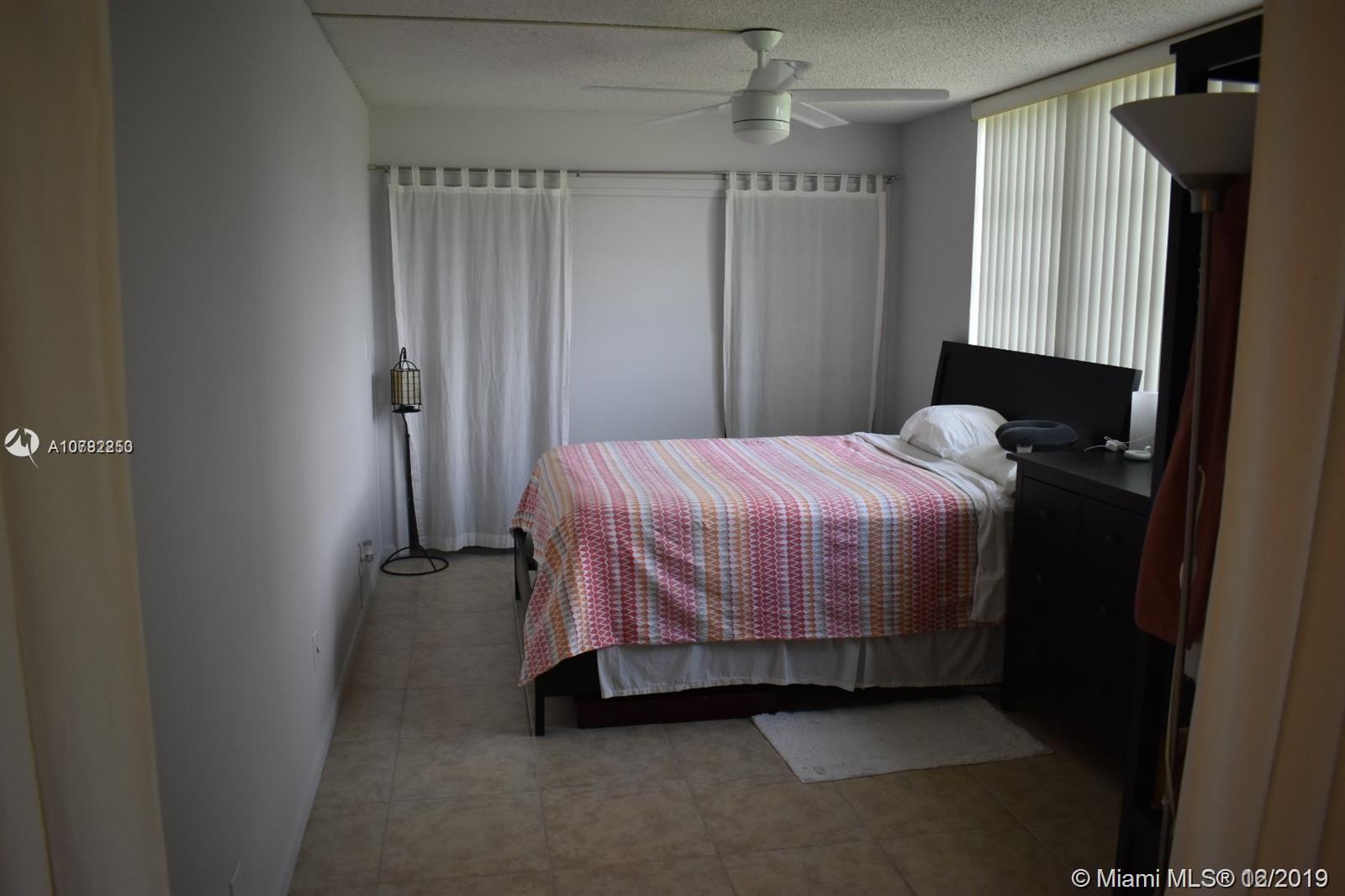 Pembroke Pines, FL 33025,8962 S Hollybrook Blvd #205