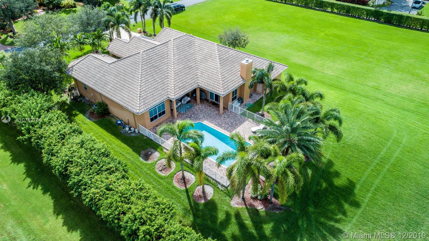 Plantation, FL 33325,831 NW 115th Ave